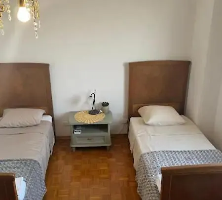 Homestay Torre - & Private Bathroom